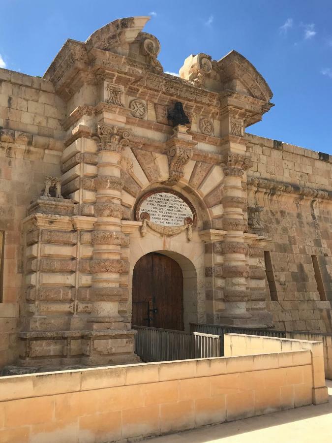 Pilgrim'S Rest Apartments Gzira Экстерьер фото