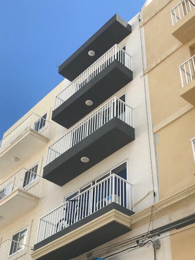 Pilgrim'S Rest Apartments Gzira Экстерьер фото