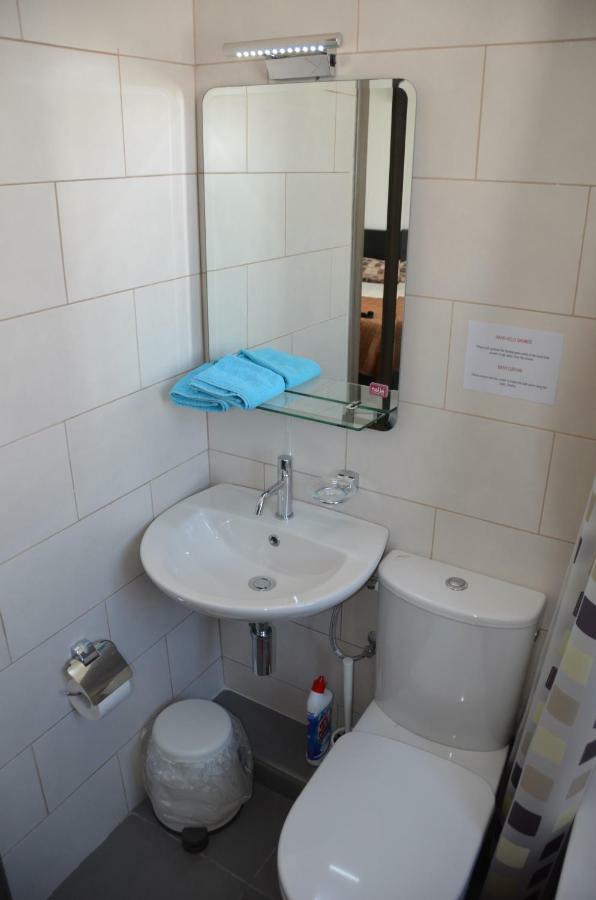 Pilgrim'S Rest Apartments Gzira Экстерьер фото